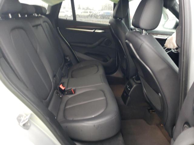 WBXHU7C32J3H42752 - 2018 BMW X1 SDRIVE28I Argent photo 10