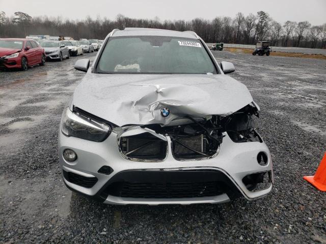 WBXHU7C32J3H42752 - 2018 BMW X1 SDRIVE28I Argent photo 5