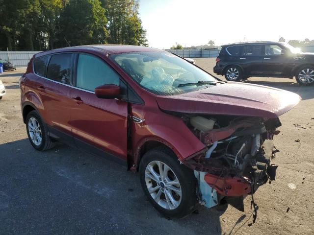 1FMCU0G95HUB46352 - 2017 FORD ESCAPE SE RED photo 4