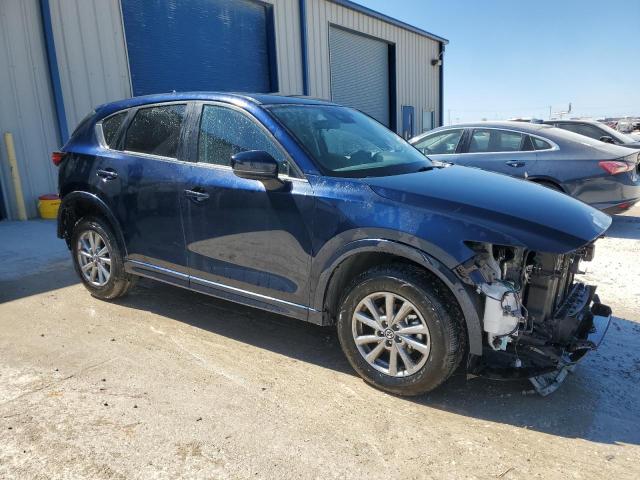 JM3KFBBL5R0464044 - 2024 MAZDA CX-5 SELECT BLUE photo 4