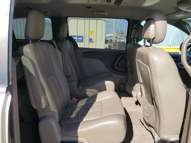 2C4RC1BG1FR644829 - 2015 CHRYSLER TOWN & COU TOURING TAN photo 10