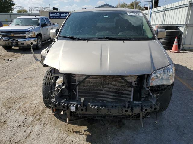 2C4RC1BG1FR644829 - 2015 CHRYSLER TOWN & COU TOURING TAN photo 5