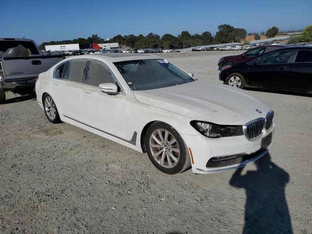 WBA7E2C58JG742414 - 2018 BMW 740 I WHITE photo 4