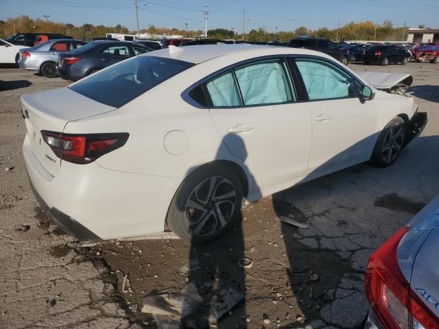 4S3BWAN66L3017754 - 2020 SUBARU LEGACY LIMITED WHITE photo 3