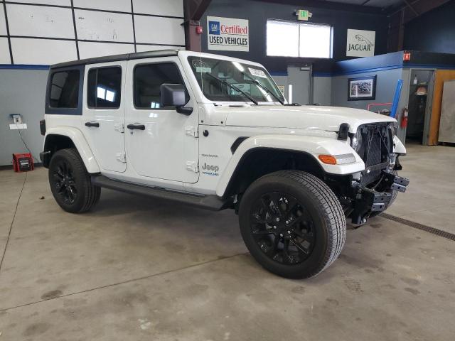 1C4JJXP66NW182859 - 2022 JEEP WRANGLER U SAHARA 4XE WHITE photo 4