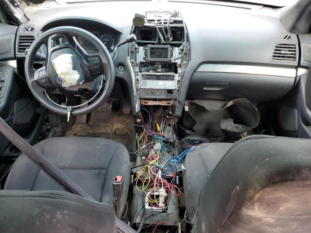 1FM5K8AR9GGB35874 - 2016 FORD EXPLORER POLICE INTERCEPTOR შავი ფოტო 8