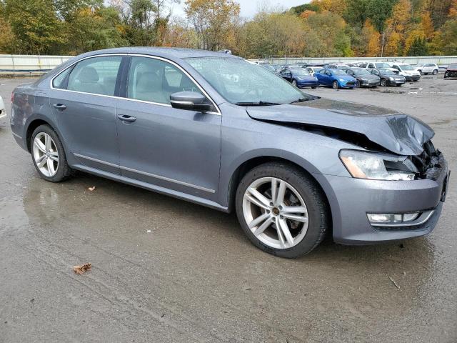 1VWCN7A36EC116533 - 2014 VOLKSWAGEN PASSAT SEL GRAY photo 4