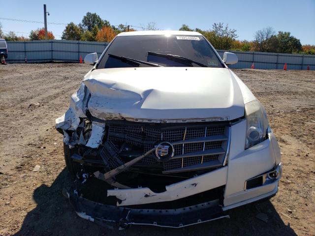 1G6DK5EY5B0142227 - 2011 CADILLAC CTS PERFORMANCE COLLECTION WHITE photo 5