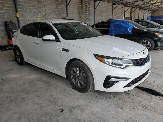 5XXGT4L32LG421014 - 2020 KIA OPTIMA LX WHITE photo 4