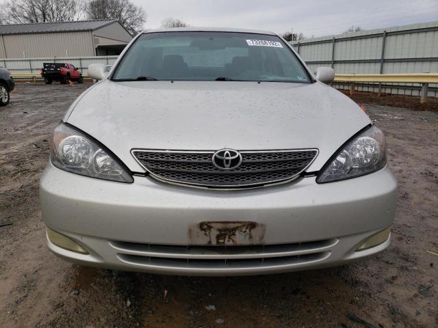 4T1BF32K33U559333 - 2003 TOYOTA CAMRY SILVER photo 5