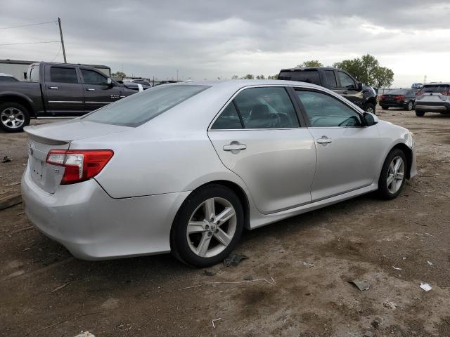 4T1BF1FK2EU806228 - 2014 TOYOTA CAMRY L SILVER photo 3