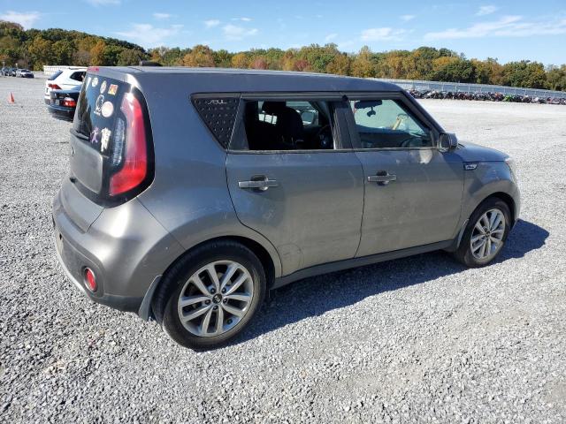 KNDJP3A53J7595835 - 2018 KIA SOUL + GRAY photo 3