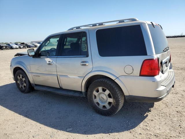 5LMFU27506LJ12020 - 2006 LINCOLN NAVIGATOR SILVER photo 2