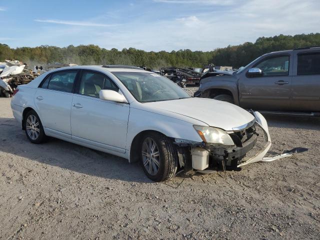 4T1BK36B86U085504 - 2006 TOYOTA AVALON XL WHITE photo 4