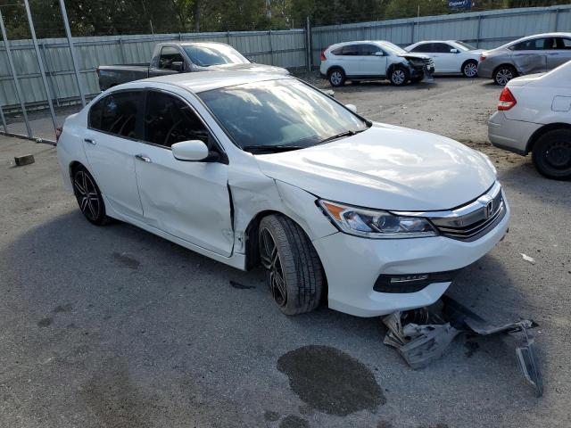 1HGCR2F13HA240682 - 2017 HONDA ACCORD SPORT SPECIAL EDITION WHITE photo 4