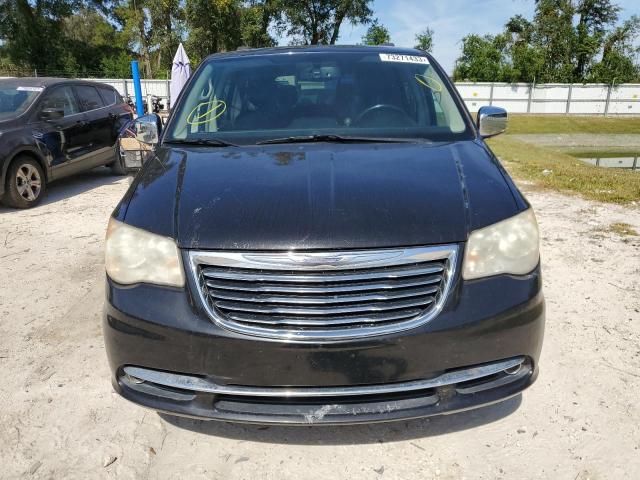 2C4RC1CG4DR623288 - 2013 CHRYSLER TOWN & COU TOURING L BLACK photo 5