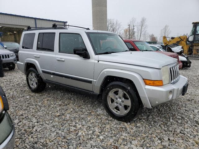 1J8HG48P37C635738 - 2007 JEEP COMMANDER SILVER photo 4