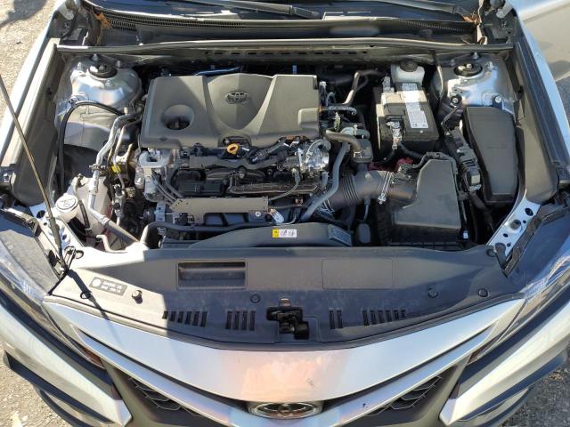 4T1G11AK4PU801725 - 2023 TOYOTA CAMRY SE NIGHT SHADE SILVER photo 11