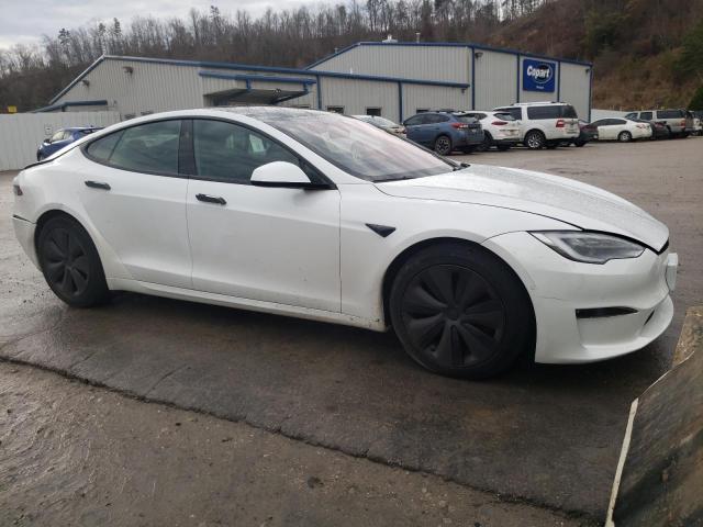 5YJSA1E54NF467642 - 2022 TESLA MODEL S Weiß Foto 4