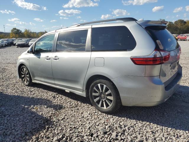 5TDJZ3DC5LS232157 - 2020 TOYOTA SIENNA LE SILVER photo 2