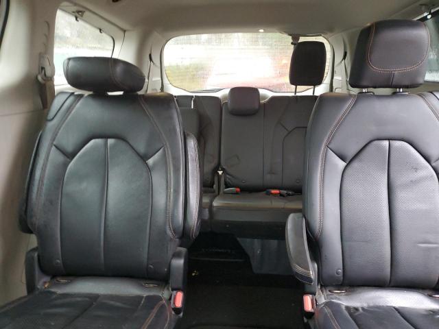 2C4RC1BG2JR132313 - 2018 CHRYSLER PACIFICA TOURING L WHITE photo 10