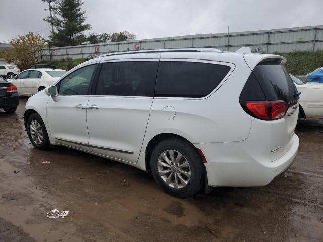 2C4RC1BG2JR132313 - 2018 CHRYSLER PACIFICA TOURING L WHITE photo 2