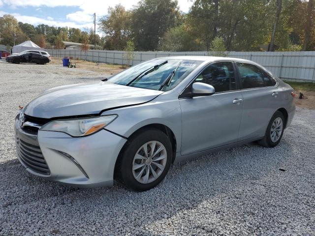 4T1BF1FK7GU128000 - 2016 TOYOTA CAMRY LE SILVER photo 1