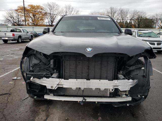 5UXTY9C05M9F93783 - 2021 BMW X3 XDRIVEM40I BLACK photo 5
