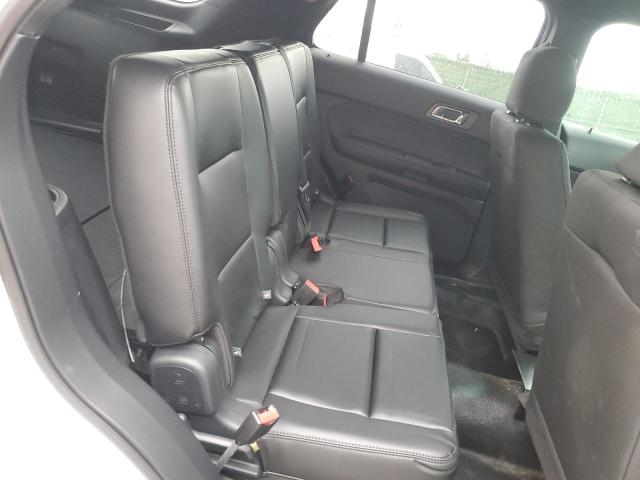 1FM5K8AR3GGD30689 - 2016 FORD EXPLORER POLICE INTERCEPTOR 白色 照片 10