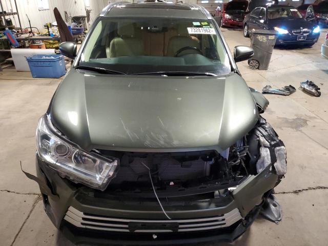 5TDJZRFH6JS821629 - 2018 TOYOTA HIGHLANDER SE GREEN photo 5