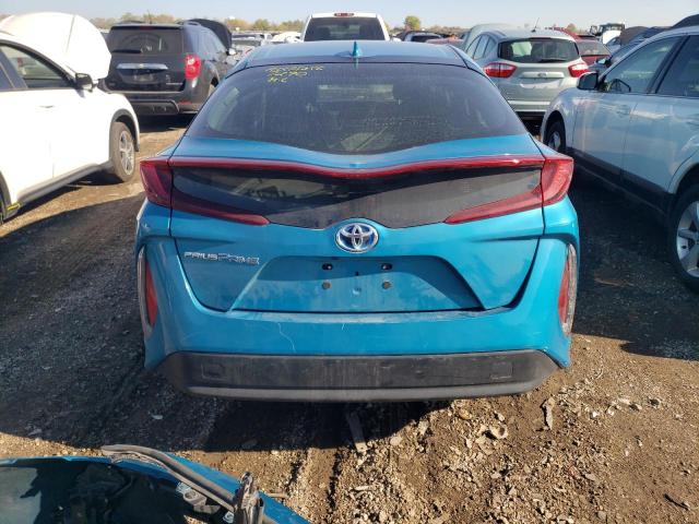 JTDKARFP7J3088298 - 2018 TOYOTA PRIUS PRIM BLUE photo 6
