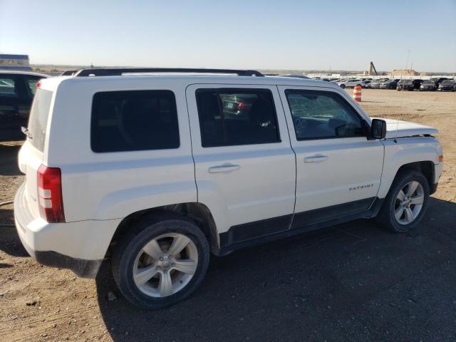 1C4NJPFA8GD633327 - 2016 JEEP PATRIOT LATITUDE WHITE photo 3