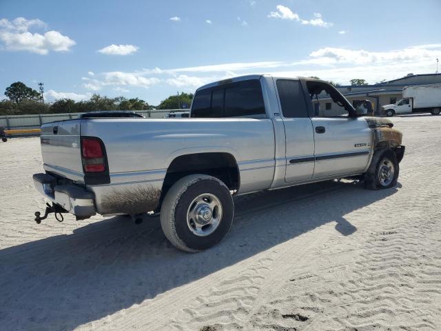 3B7KC23Z01G787017 - 2001 DODGE RAM 2500 SILVER photo 3