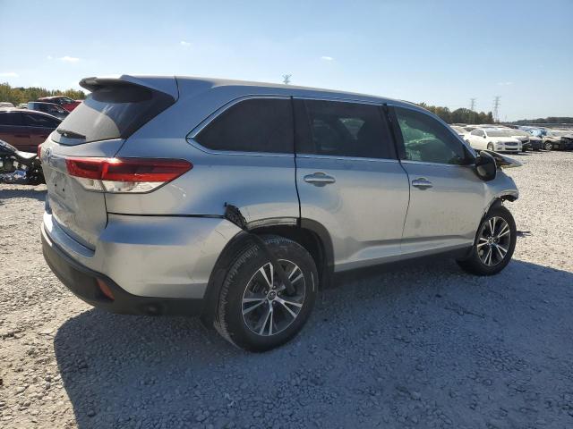 5TDZZRFH0KS301561 - 2019 TOYOTA HIGHLANDER LE SILVER photo 3