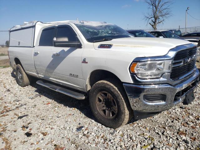 3C6UR5JL3KG543944 - 2019 RAM 2500 BIG HORN WHITE photo 4