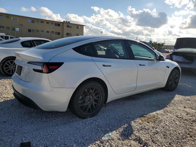 5YJ3E1EA8RF732820 - 2024 TESLA MODEL 3 WHITE photo 3