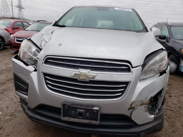 KL7CJKSB5FB207188 - 2015 CHEVROLET TRAX LS SILVER photo 5