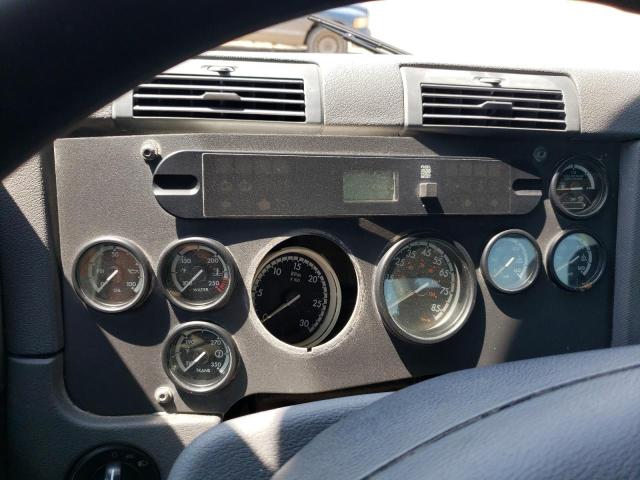 1FUBGBDV6ELFA8511 - 2014 FREIGHTLINER CASCADIA 1 WHITE photo 8