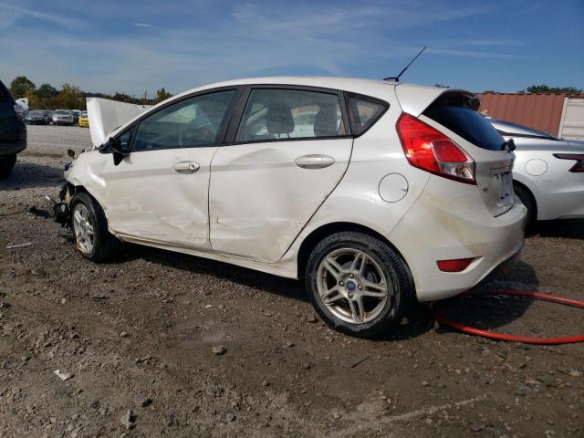 3FADP4EJ6KM114161 - 2019 FORD FIESTA SE WHITE photo 2