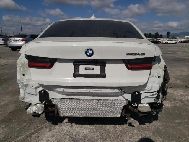 3MW5U7J02M8B53294 - 2021 BMW M340I WHITE photo 6