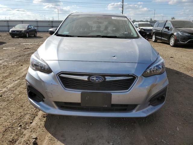 4S3GTAA60H1746811 - 2017 SUBARU IMPREZA SILVER photo 5