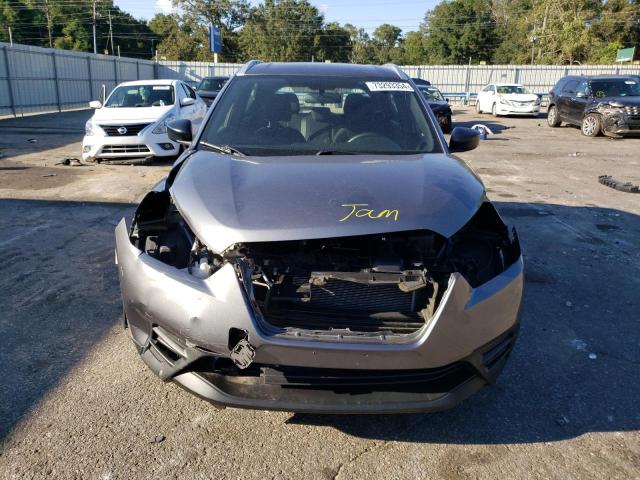 3N1CP5CU0JL536684 - 2018 NISSAN KICKS S GRAY photo 5