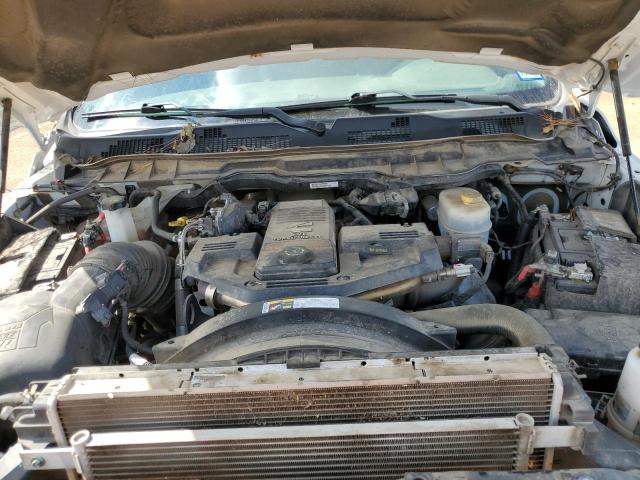 3C6UR5DL4JG350745 - 2018 RAM 2500 SLT თეთრი ფოტო 11