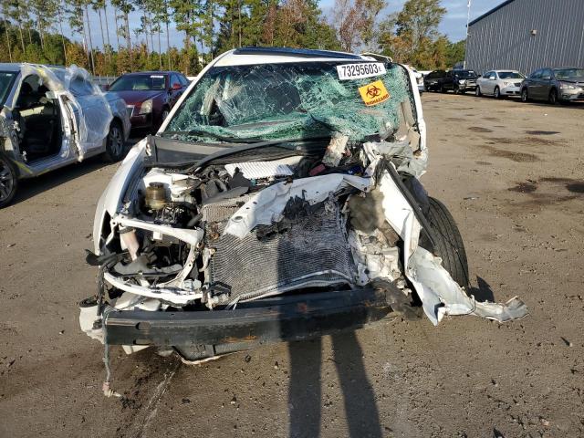 4T1BF30K85U613201 - 2005 TOYOTA CAMRY LE WHITE photo 5