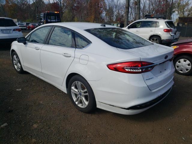 3FA6P0HD8JR148272 - 2018 FORD FUSION SE WHITE photo 2