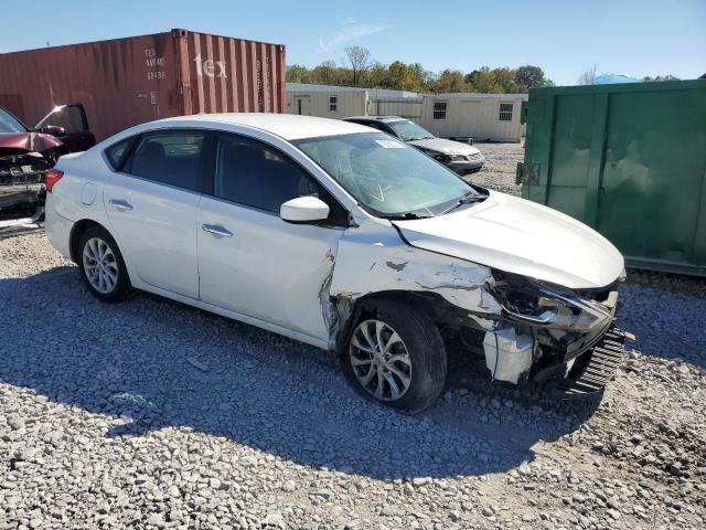 3N1AB7AP2JL659496 - 2018 NISSAN SENTRA S WHITE photo 4