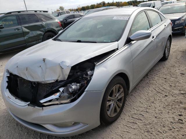 5NPEB4AC1DH538344 - 2013 HYUNDAI SONATA GLS SILVER photo 4