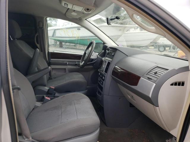 2A4RR5D12AR493064 - 2010 CHRYSLER TOWN & COU TOURING ვერცხლისფერი ფოტო 5