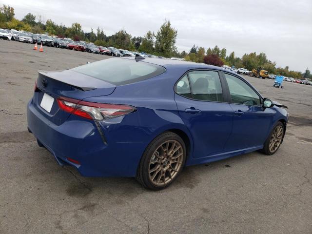 4T1G31AK5RU070154 - 2024 TOYOTA CAMRY SE NIGHT SHADE BLUE photo 3