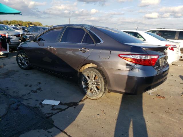 4T1BF1FK4GU207284 - 2016 TOYOTA CAMRY LE GRAY photo 2